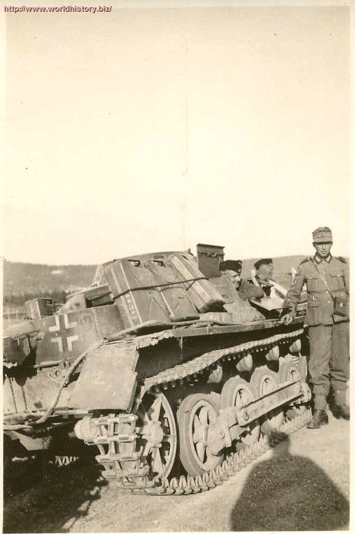 Tanks 1941.  2