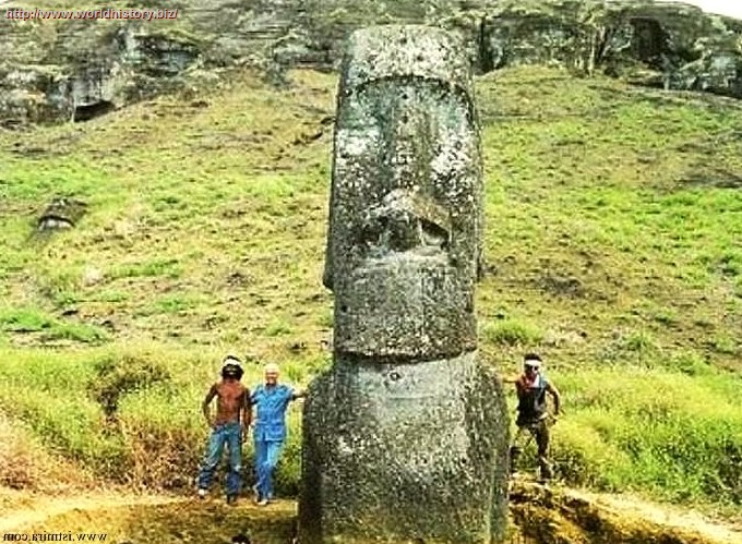 The Easter Island "Heads" Have Bodies